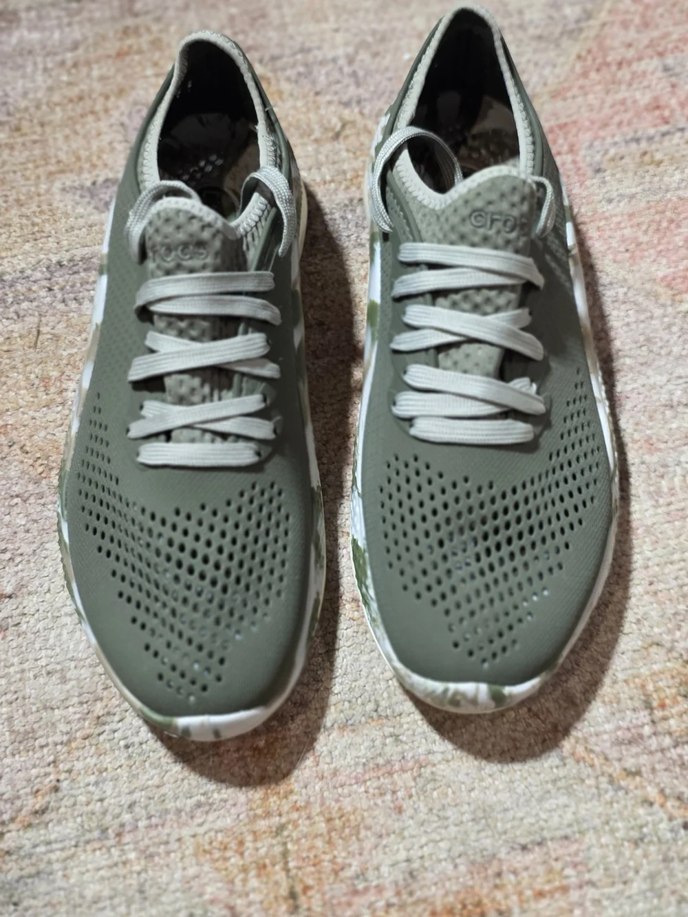Crocs LiteRide 360 Marbled Pacer sneakers in army green size 9 mens